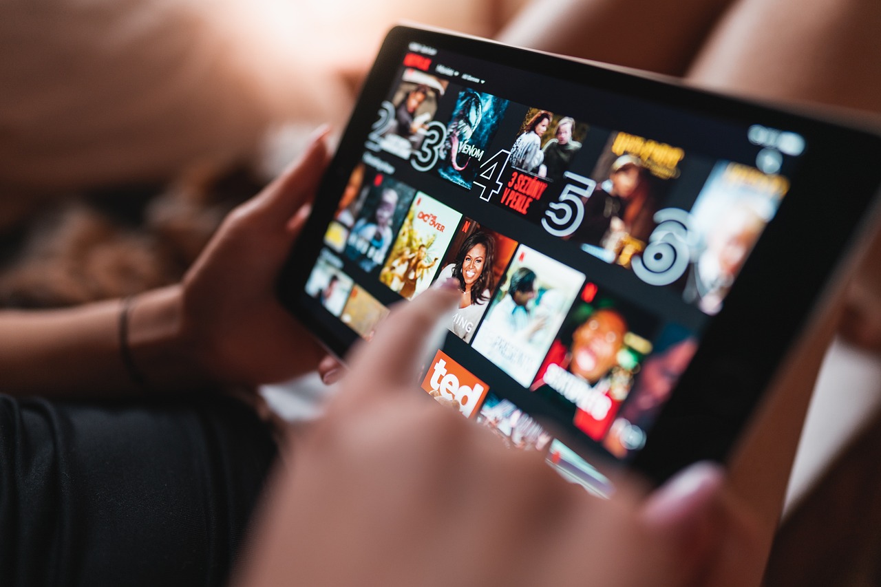 How to Stay Ahead: 5 Key Trends in Mobile App Development for 2025